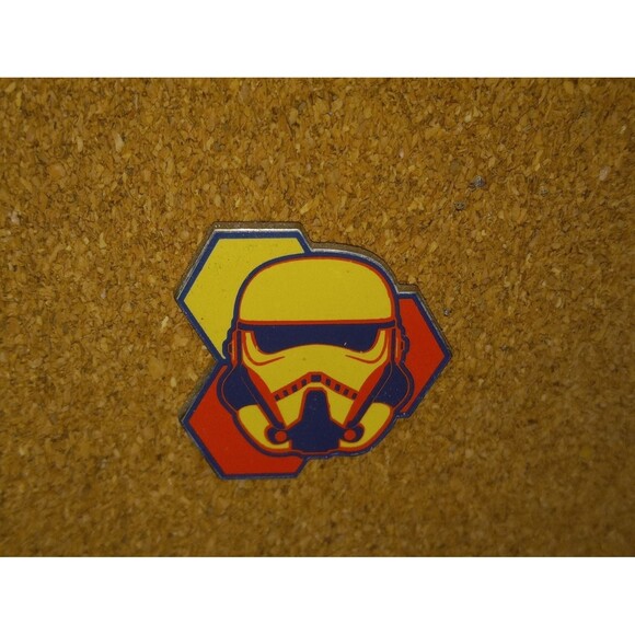 Disney Star Wars Stormtrooper Enamel Pin - Hans Booster Pack - 2018 - - Picture 1 of 2